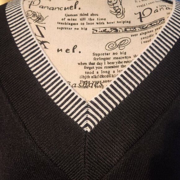 Dokotoo Women’s V-Neck Sleeveless Sweater Vest Medium - Picture 4 of 16